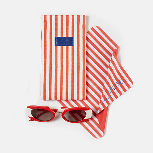 Red SLEEVER case  