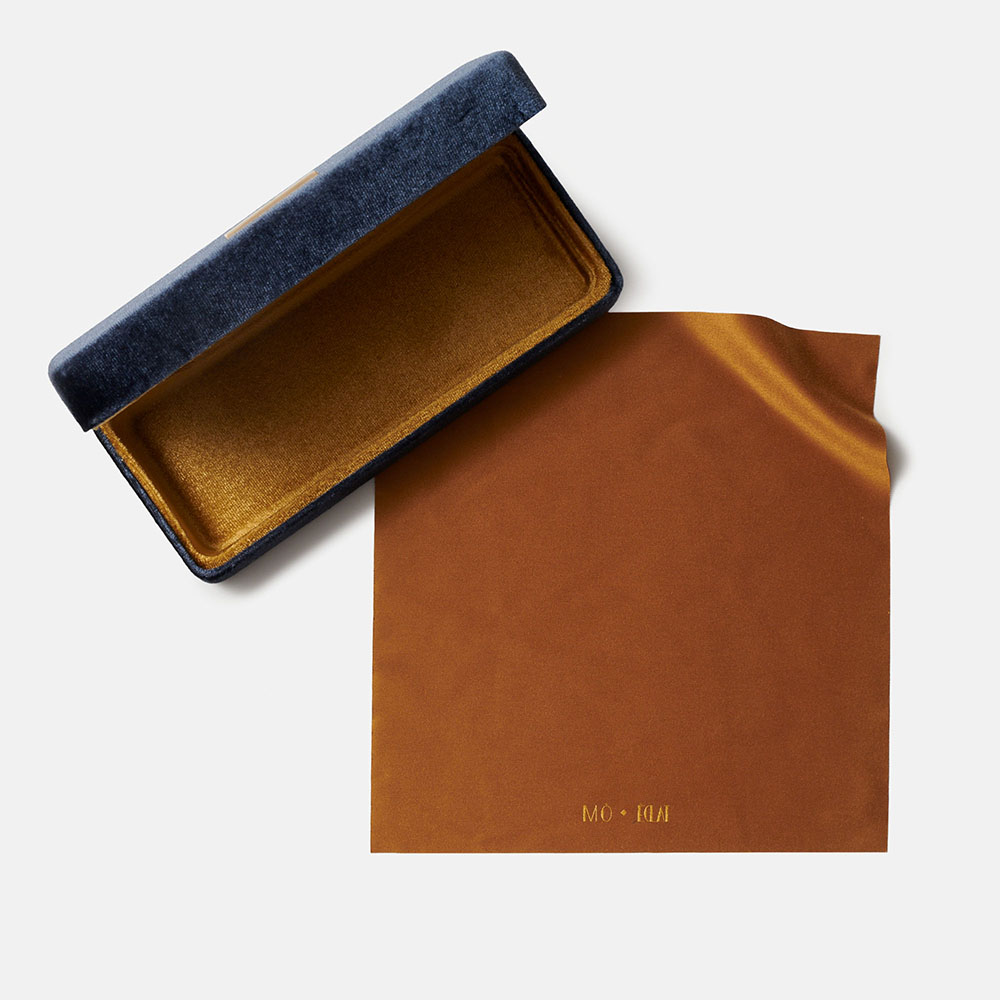 Blue ECLAT case, large image number 0